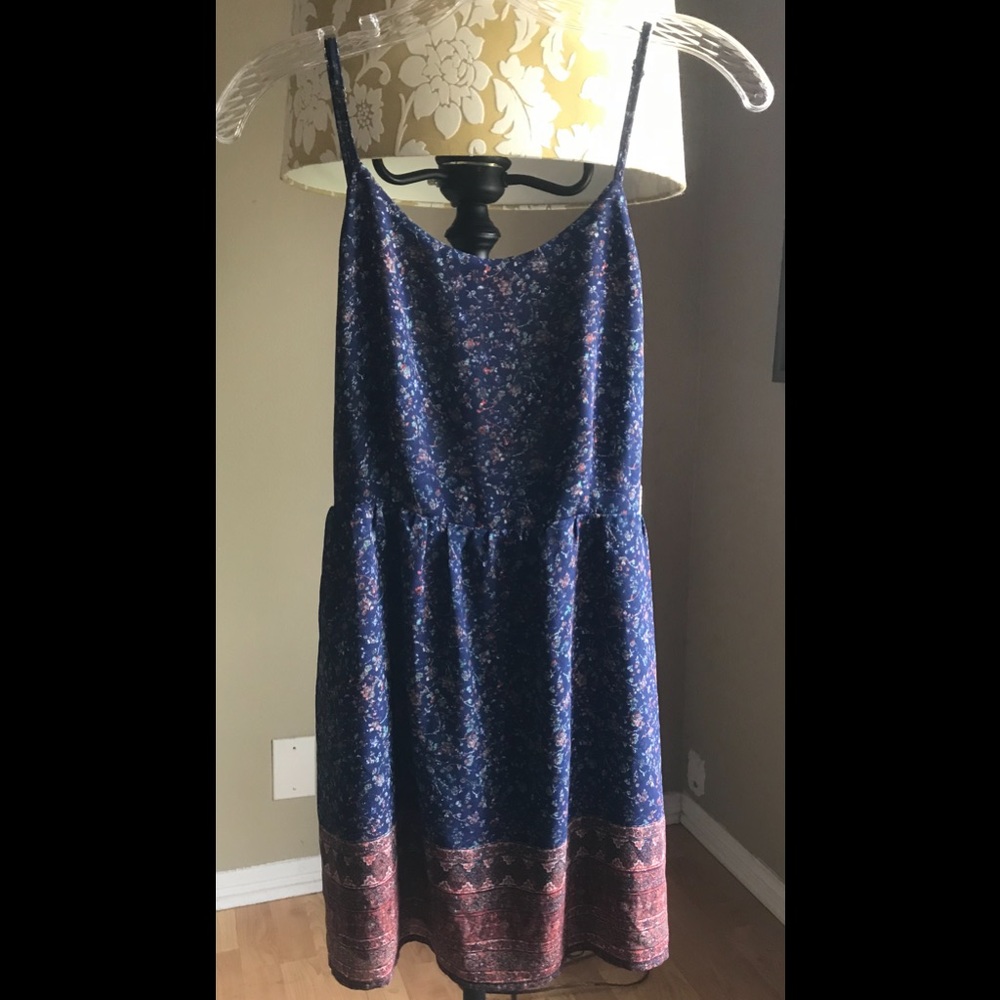 New Forever 21 Spaghetti Strap Floral Mini Dress M